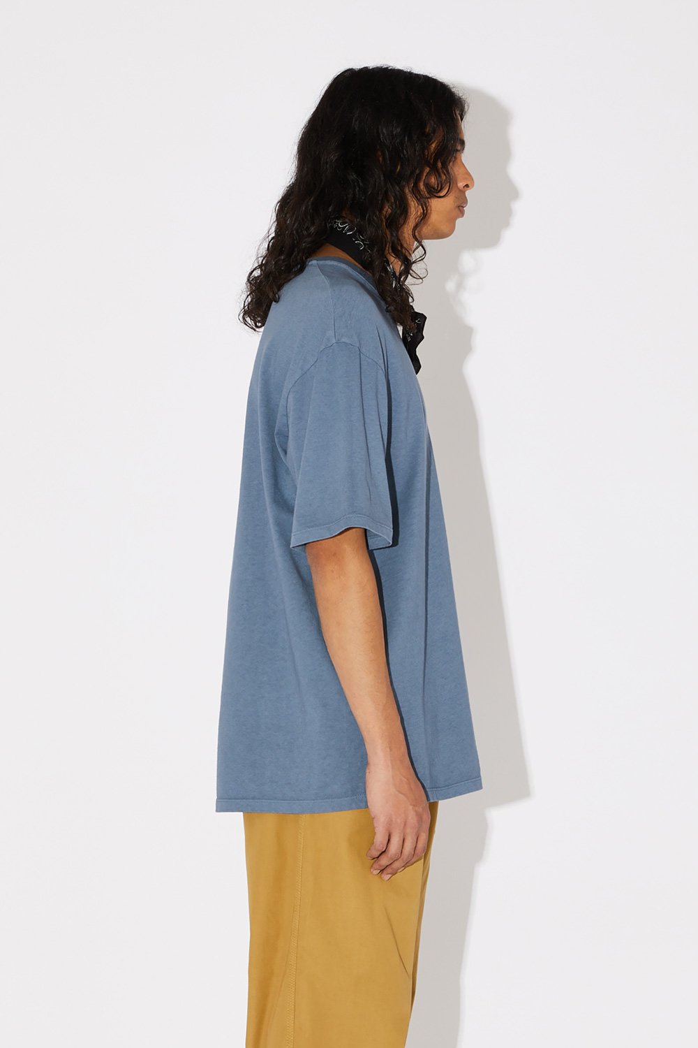 AMISH: CREW NECK T-SHIRT WITH LOGO